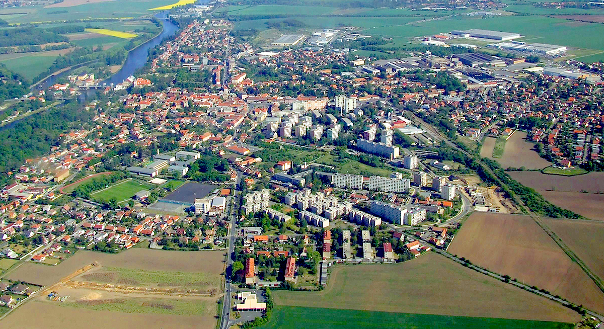 kdeje